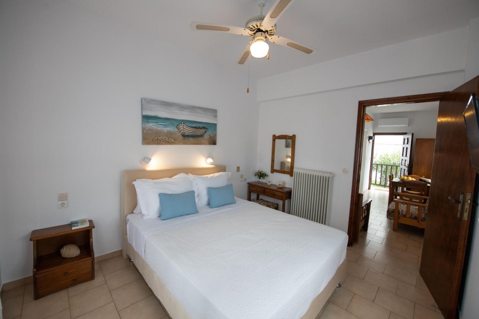 Lilian Beachfront Apartments Neo Klima Exterior foto
